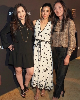 Lisa Ling feet photo thumbnail