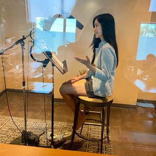 Lisa Ling feet photo thumbnail