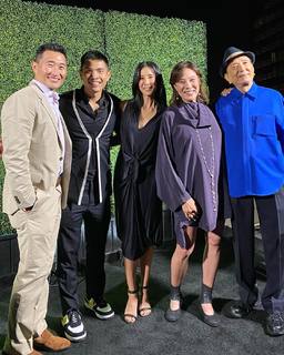 Lisa Ling feet photo thumbnail