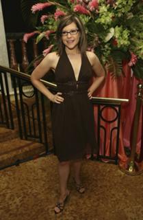 Lisa Loeb feet photo 7