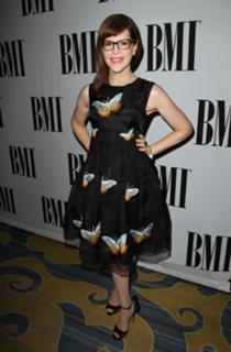 Lisa Loeb feet photo 15