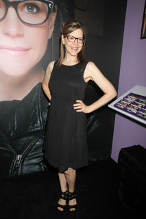 Lisa Loeb feet photo 5