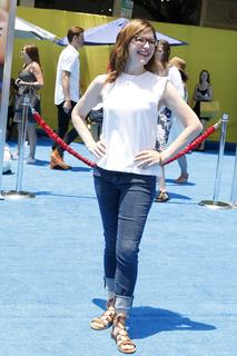 Lisa Loeb feet photo 18