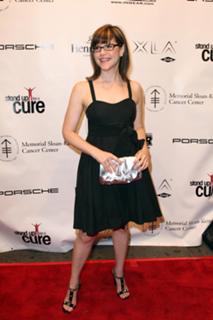 Lisa Loeb feet photo 3