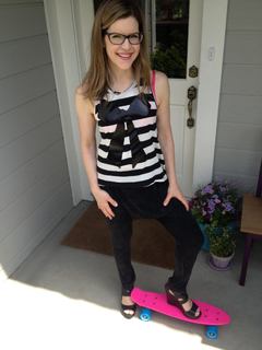 Lisa Loeb feet photo 8