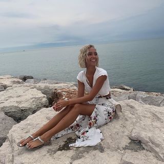 Lisa Mantler feet photo 18