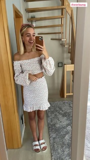 Lisa Mantler feet photo 6