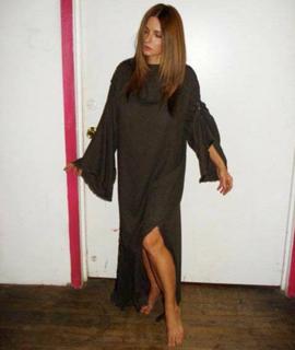 Lisa Marie feet photo 4