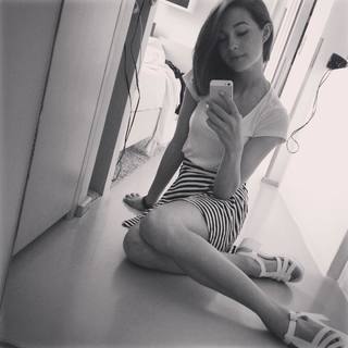 Lisa-Marie Koroll feet photo thumbnail