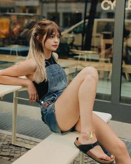 Lisa-Marie Koroll feet photo thumbnail