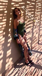 Lisa-Marie Koroll feet photo thumbnail