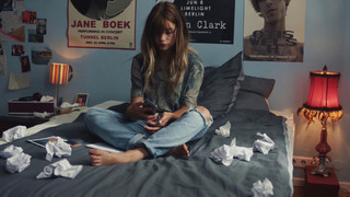Lisa-Marie Koroll feet photo thumbnail