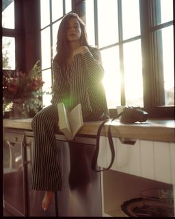 Lisa-Marie Koroll feet photo thumbnail