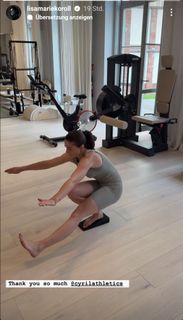 Lisa-Marie Koroll feet photo thumbnail