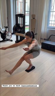 Lisa-Marie Koroll feet photo thumbnail