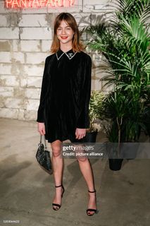 Lisa-Marie Koroll feet photo 19