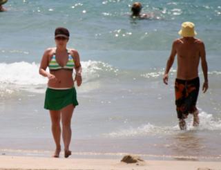 Lisa Marie Presley feet photo thumbnail