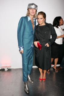 Lisa Marie Presley feet photo thumbnail