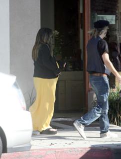 Lisa Marie Presley feet photo thumbnail