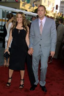 Lisa Marie Presley feet photo thumbnail