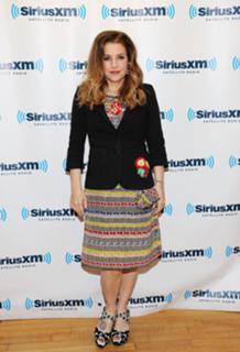 Lisa Marie Presley feet photo thumbnail