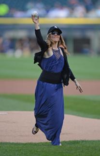 Lisa Marie Presley feet photo thumbnail