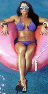 Lisa Marie Varon feet photo thumbnail