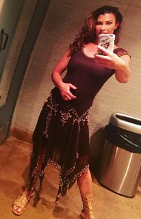 Lisa Marie Varon feet photo thumbnail