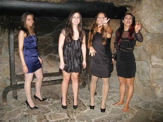 Lisa Marie Varon feet photo thumbnail