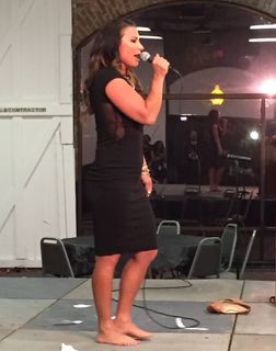 Lisa Marie Varon feet photo thumbnail