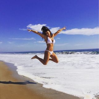 Lisa Marie Varon feet photo thumbnail