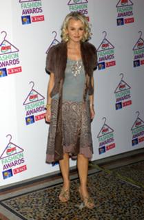 Lisa Maxwell feet photo 3