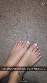 Lisa Michelle Cimorelli feet photo 4
