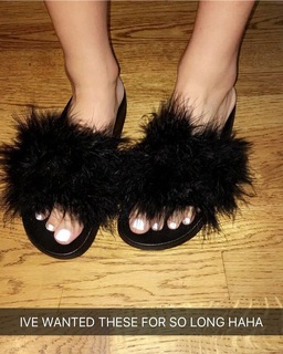 Lisa Michelle Cimorelli feet photo 8