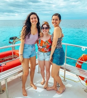 Lisa Michelle Cimorelli feet photo 2
