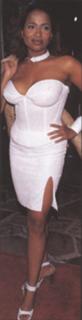 Lisa Nicole Carson feet photo 18