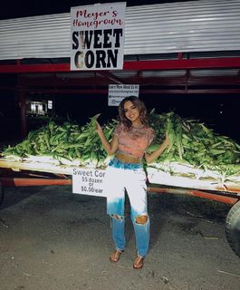 Lisa Ramos feet photo 10