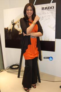 Lisa Ray feet photo 16