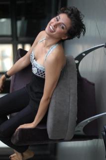 Lisa Ray feet photo 13