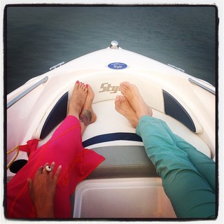 Lisa Ray feet photo 16