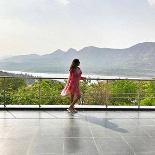 Lisa Ray feet photo 11