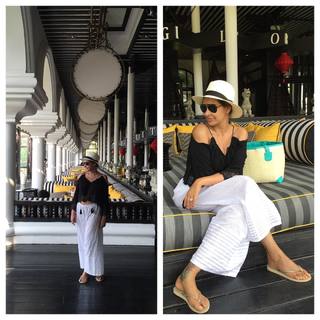 Lisa Ray feet photo 6
