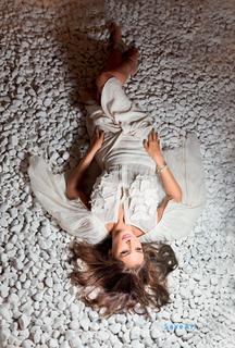 Lisa Ray feet photo 2