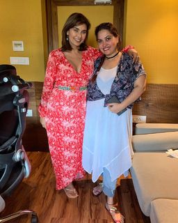 Lisa Ray feet photo 6