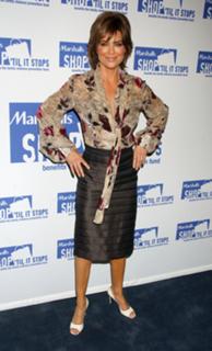 Lisa Rinna feet photo thumbnail