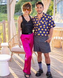 Lisa Rinna feet photo thumbnail