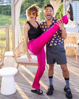 Lisa Rinna feet photo thumbnail