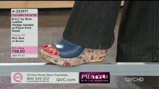 Lisa Robertson feet photo thumbnail