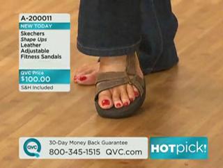 Lisa Robertson feet photo thumbnail