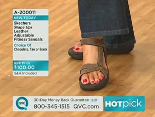 Lisa Robertson feet photo thumbnail